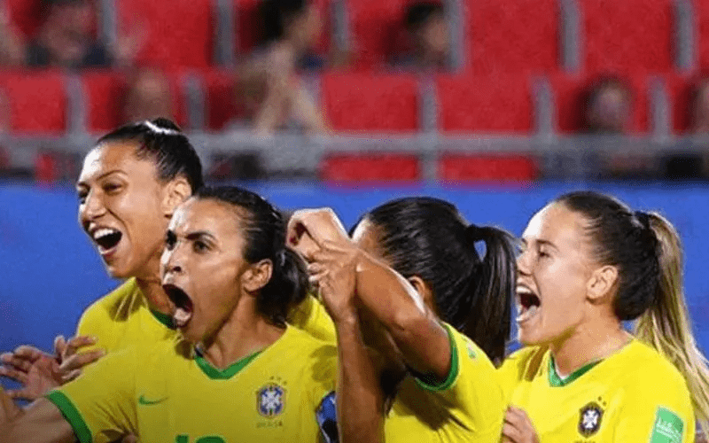 Copa Feminina: Prefeitura anuncia expediente durante jogos do