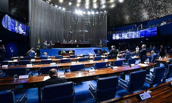 senado-aprova-pec-do-pacote-fi