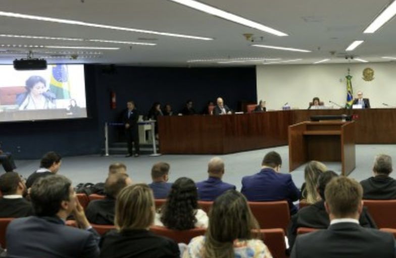 atos-antidemocraticos-mpf-pede
