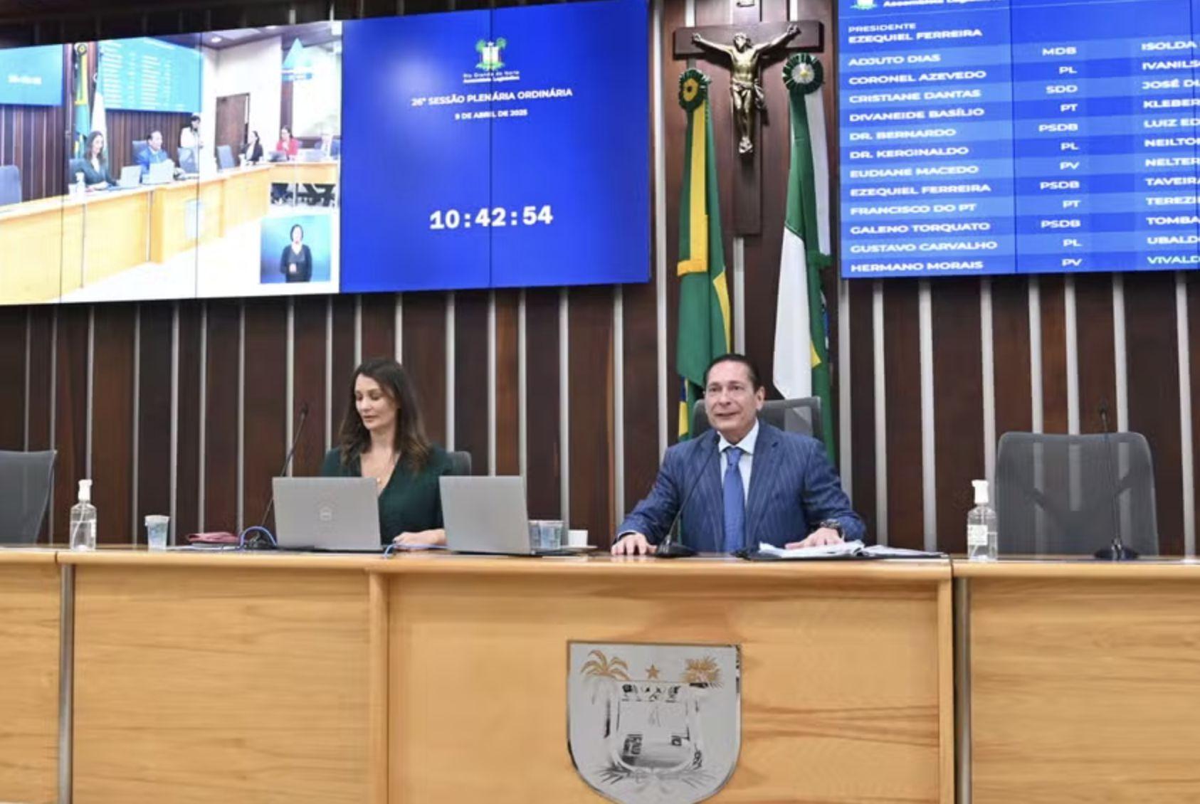 com-respaldo-juridico-deputado