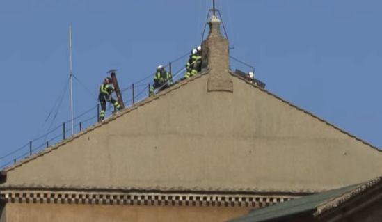 instalada-na-capela-sistina-no