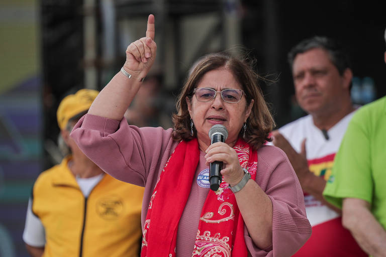 lula-demite-cida-goncalves-e-n