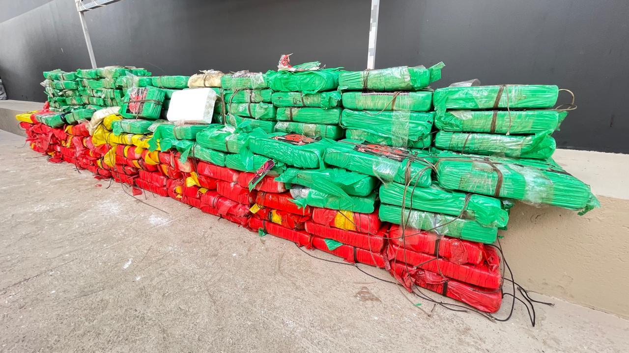 policia-apreende-cocaina-avali