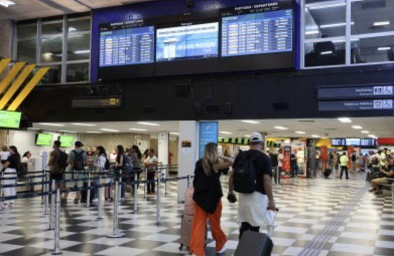 acompanhantes-de-passageiros-c