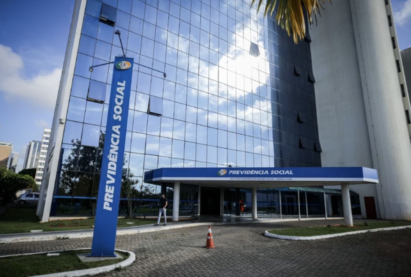 descontos-indevidos-inss-quer-