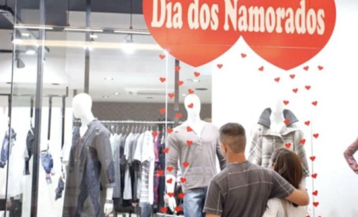 golpistas-aproveitam-dia-dos-n