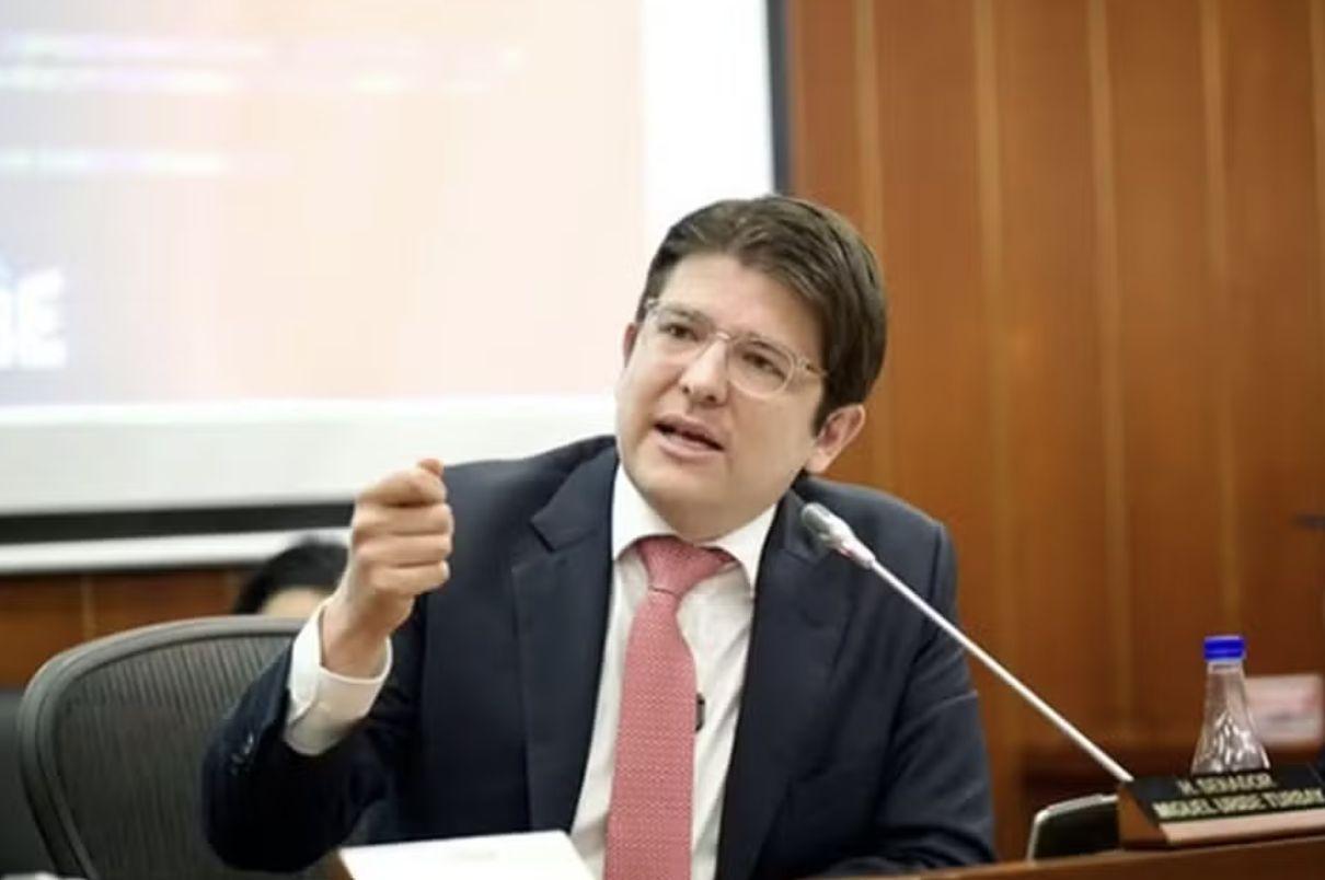 investigacoes-buscam-quem-mand