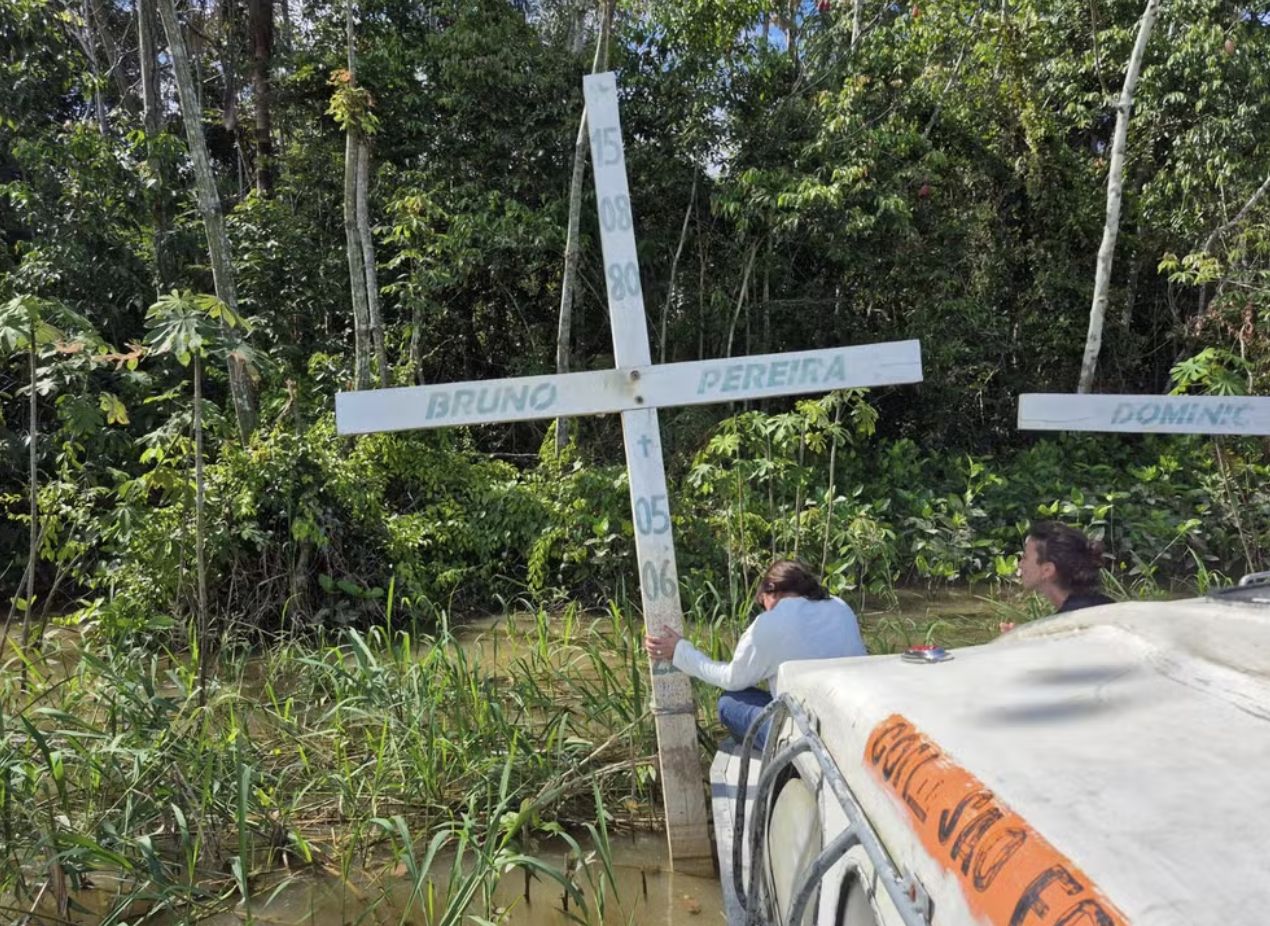 viuva-de-bruno-pereira-visita-