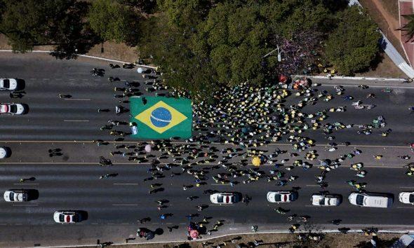 apoiadores-de-bolsonaro-protes