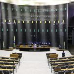 camara-dos-deputados-cria-200-