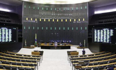 camara-dos-deputados-cria-200-