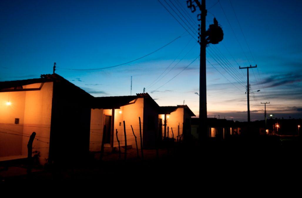 com-falencia-da-amazonas-energ