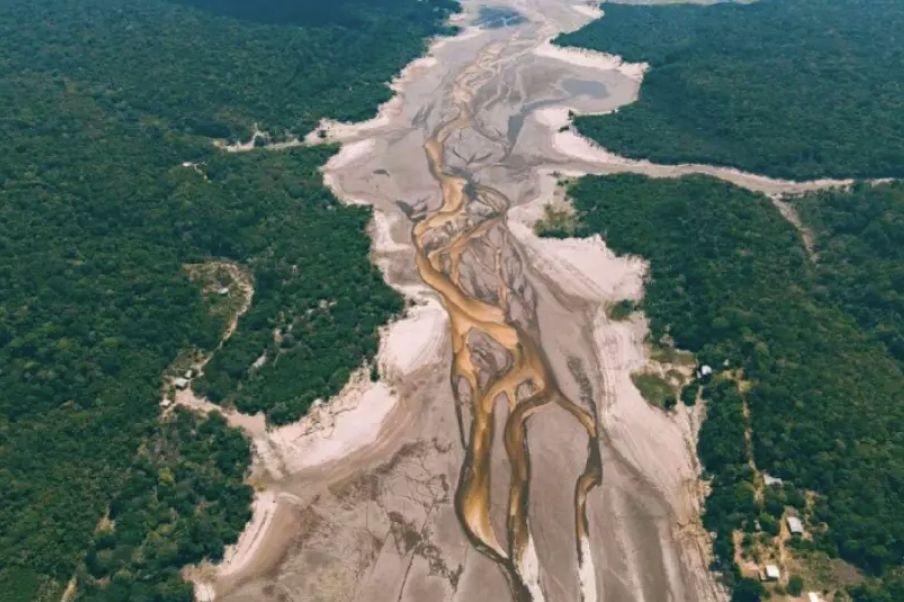 com-mais-secas-amazonia-perde-