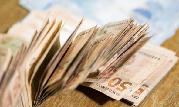 despesa-com-supersalarios-de-j