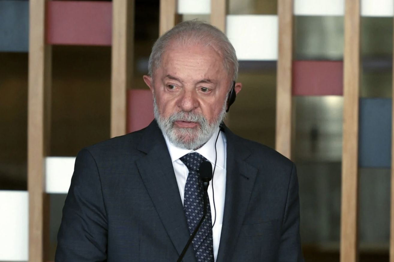 lula-veta-projeto-que-eleva-de