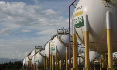 petrobras-reduz-em-14-preco-do