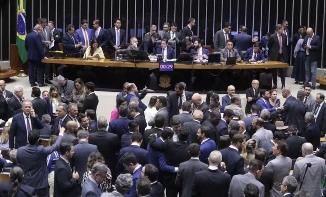 quaest-70-dos-deputados-federa