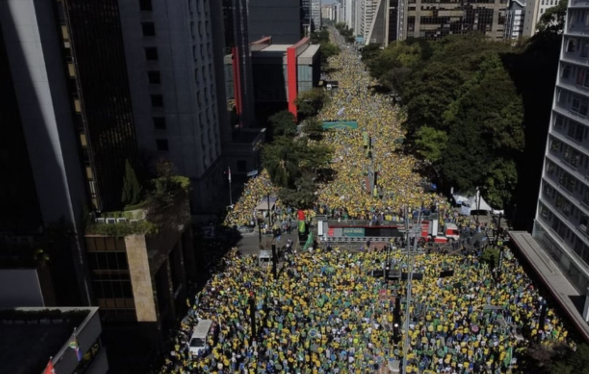 anistia-a-bolsonaro-e-ataques-