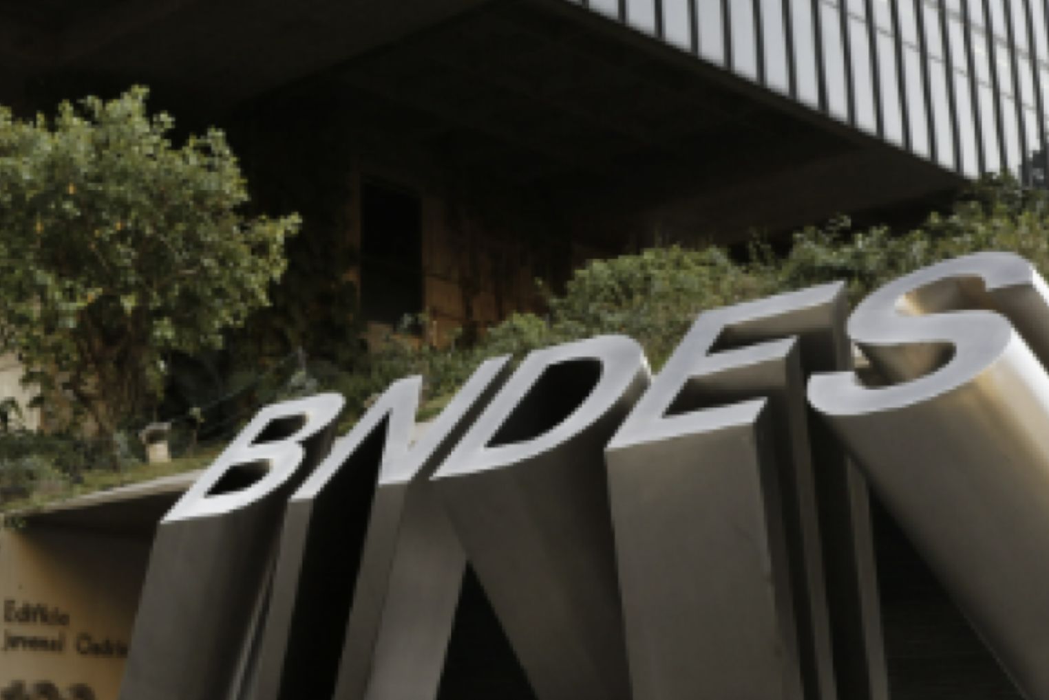 bndes-lanca-floresta-viva-2-qu