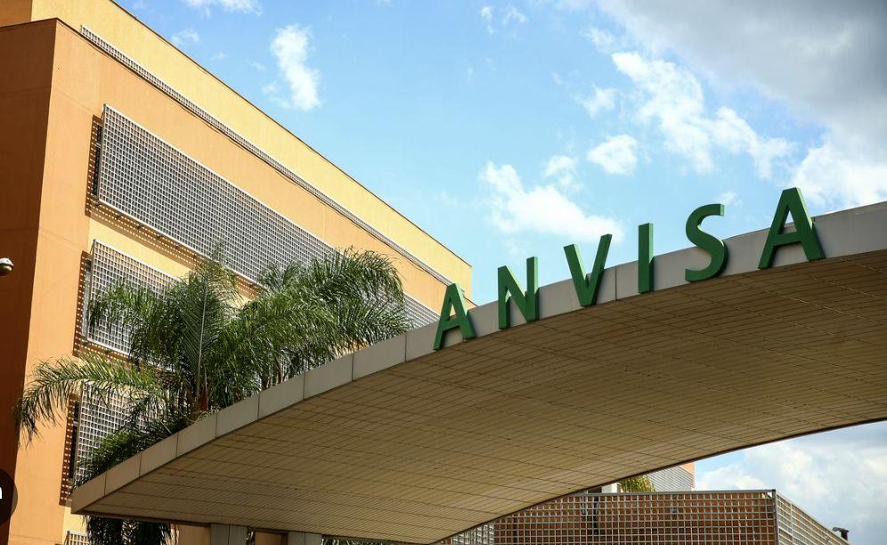 avc-cegueira-anvisa-alerta-par