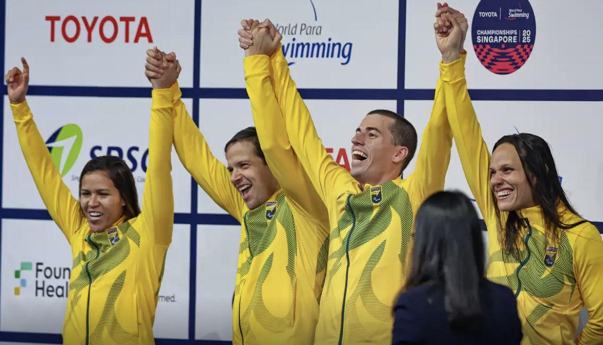 com-direito-a-recorde-mundial-