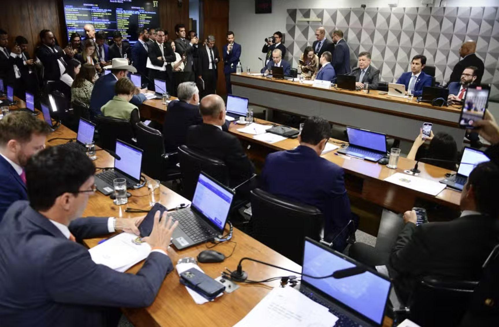 cpi-aprova-quebra-de-sigilos-d