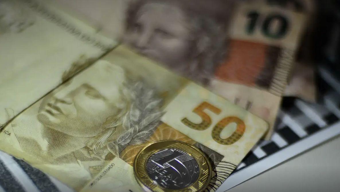 credito-desacelera-inadimplenc