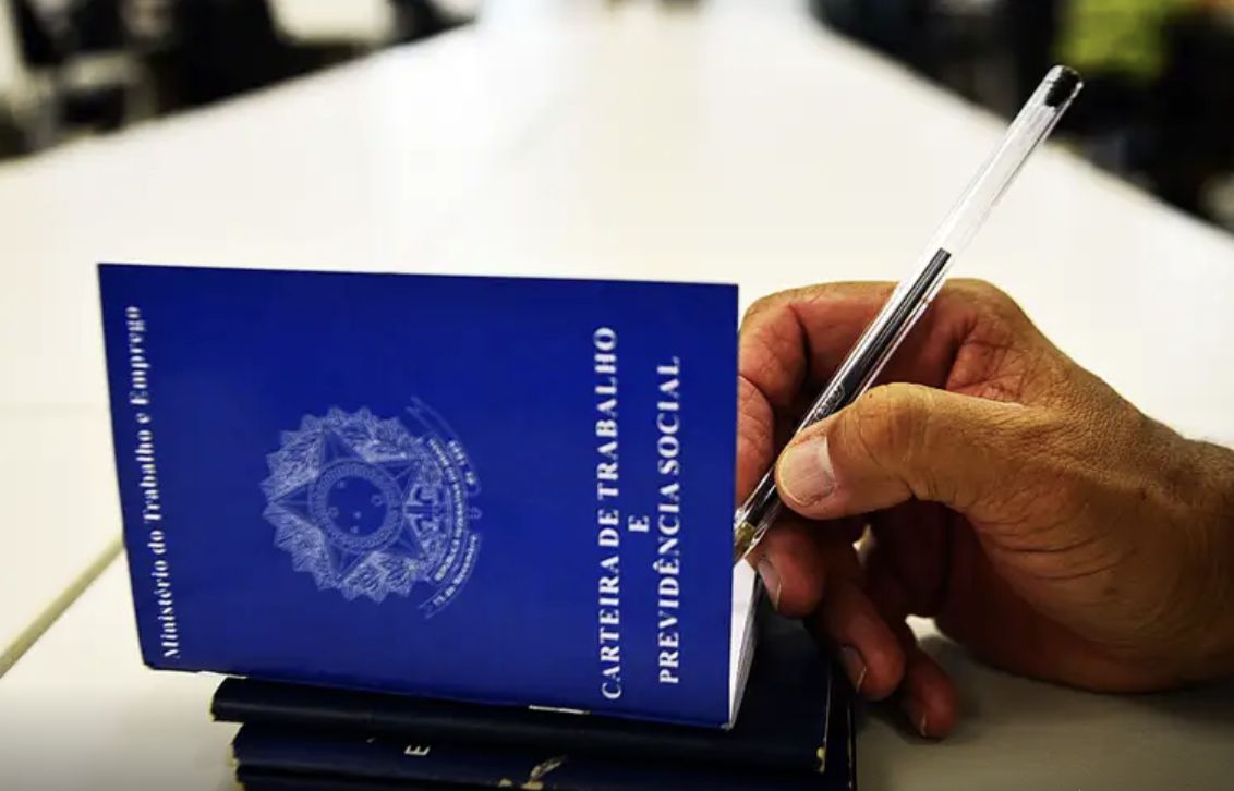desemprego-no-brasil-cai-para-