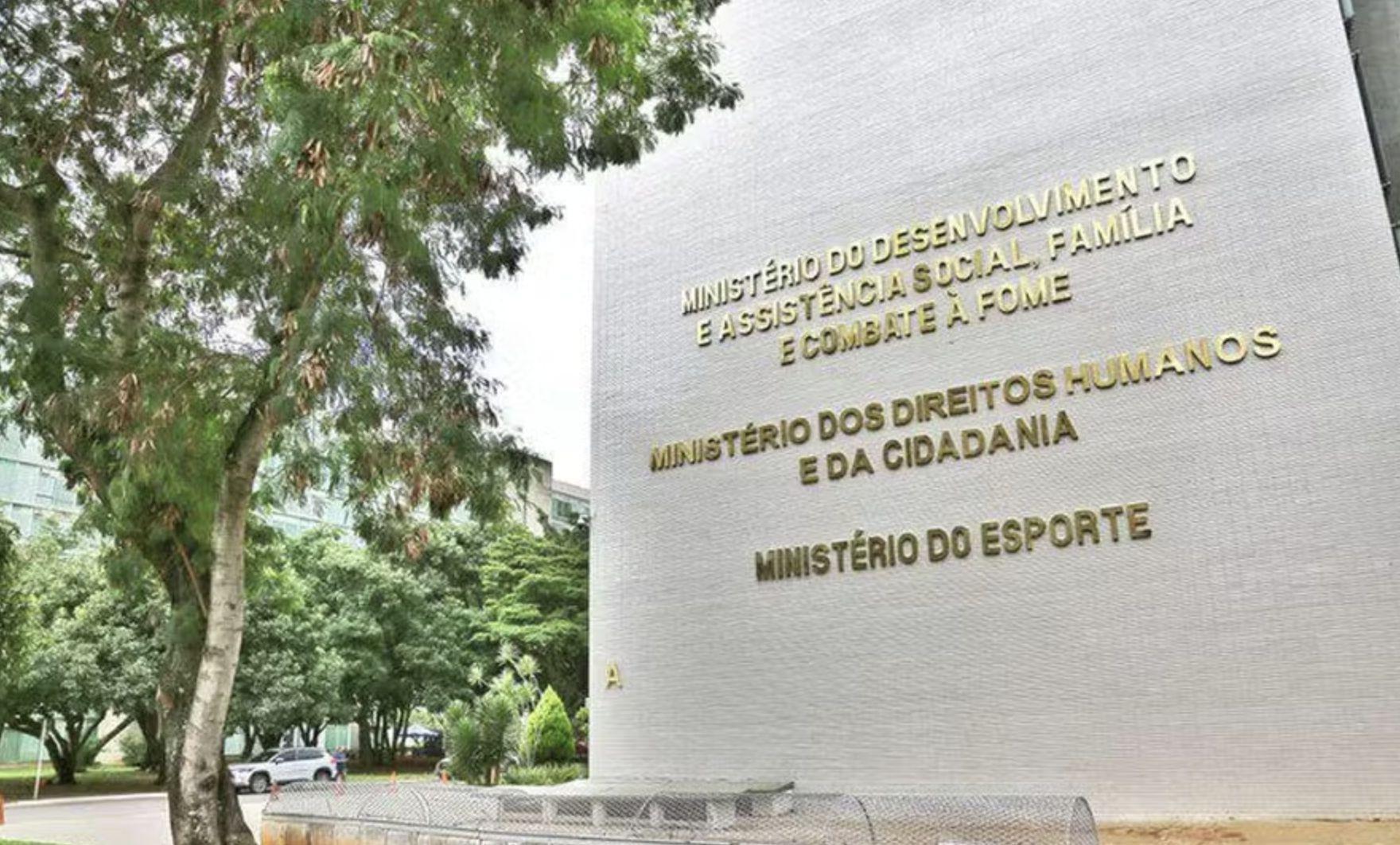 e-falsa-publicacao-sobre-supos