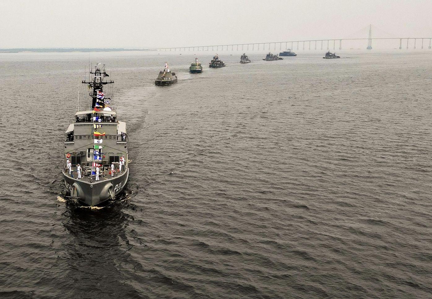 marinha-do-brasil-promove-desf