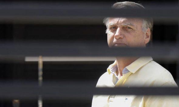 stf-condena-bolsonaro-e-7-reus