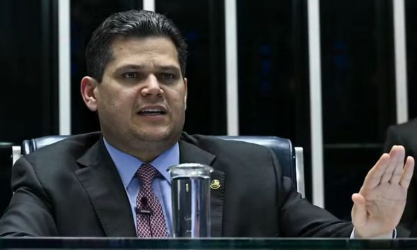 alcolumbre-manda-instalar-cpi-