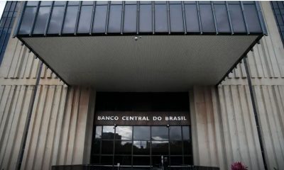 mercado-financeiro-reduz-para-