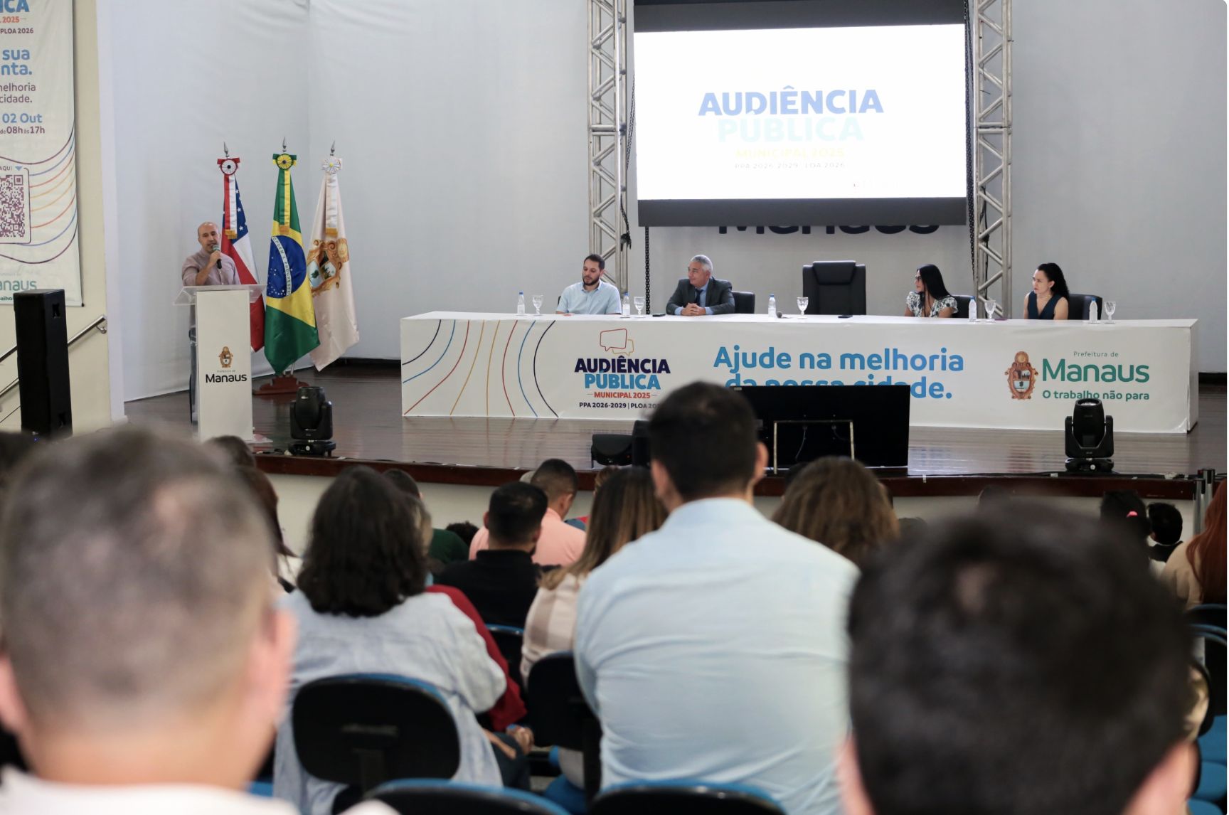 secretarios-detalham-em-audien