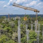 torres-gigantes-proximas-a-man