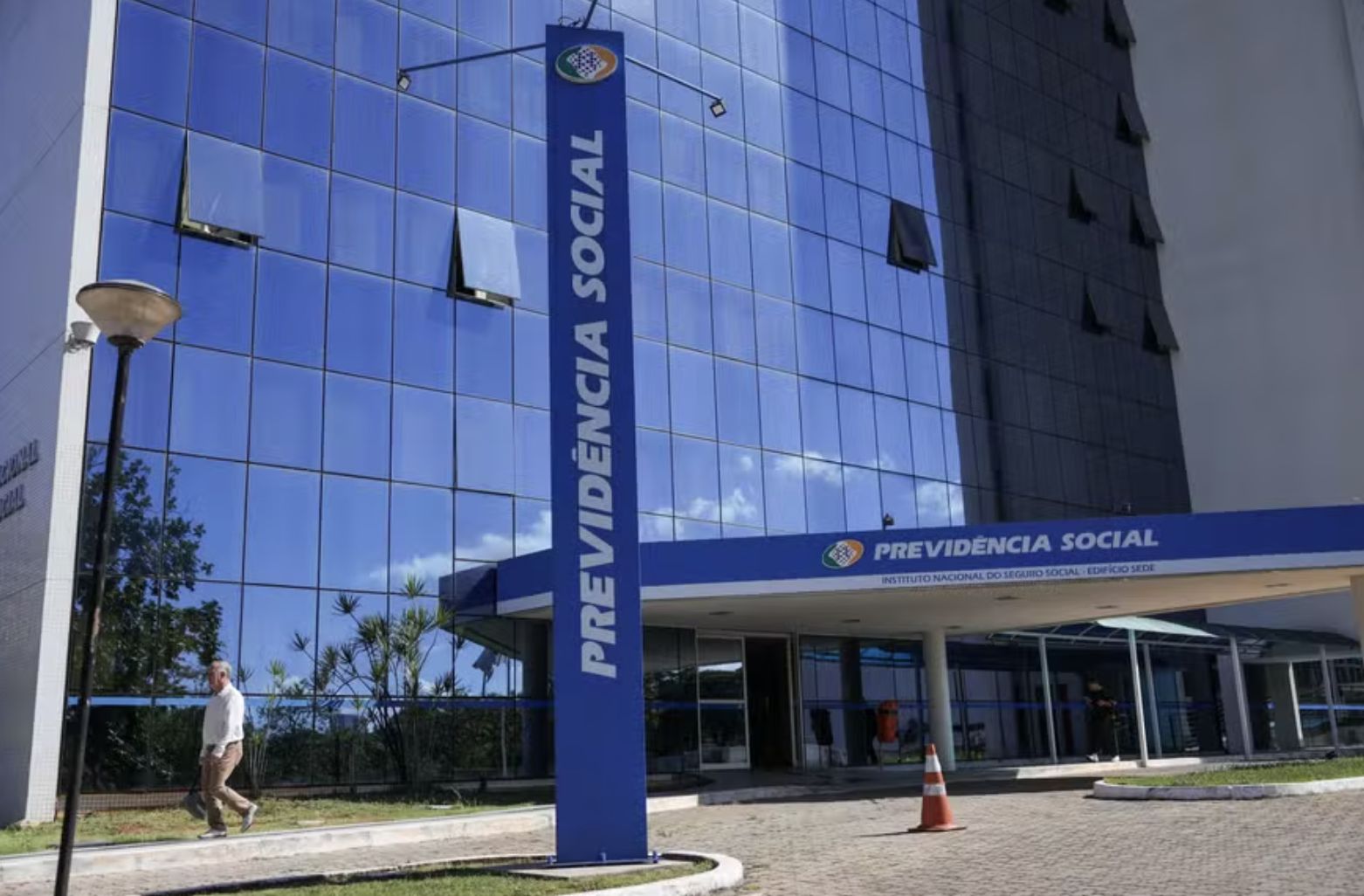 aposentados-e-pensionistas-do-