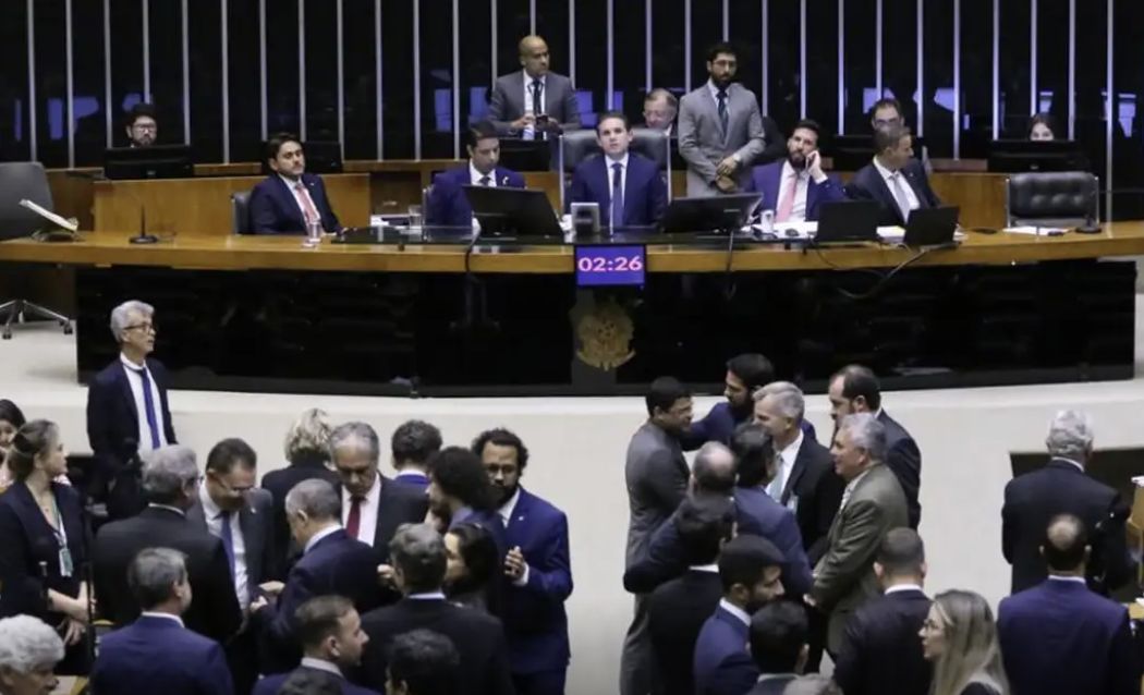 camara-dos-deputados-aprova-te
