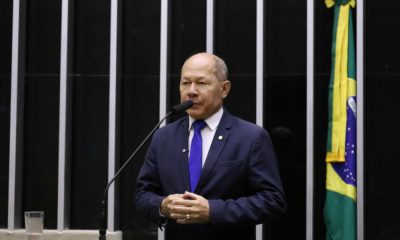 deputado-do-pl-emprega-mulher-