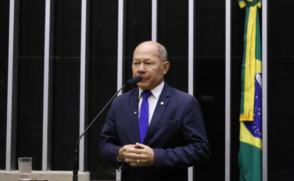 deputado-do-pl-emprega-mulher-