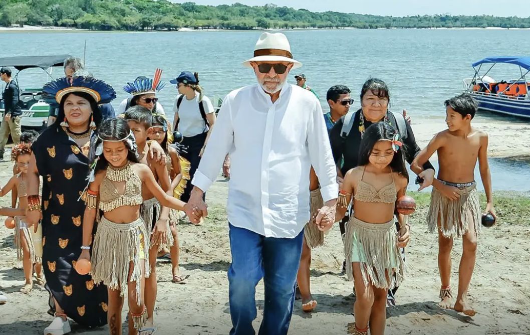 lula-visita-comunidade-indigen