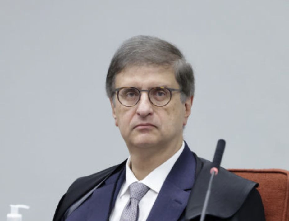 pgr-pede-condenacao-de-10-mili