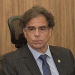 salario-de-juizes-esta-fora-do