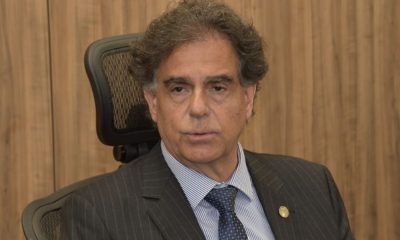 salario-de-juizes-esta-fora-do