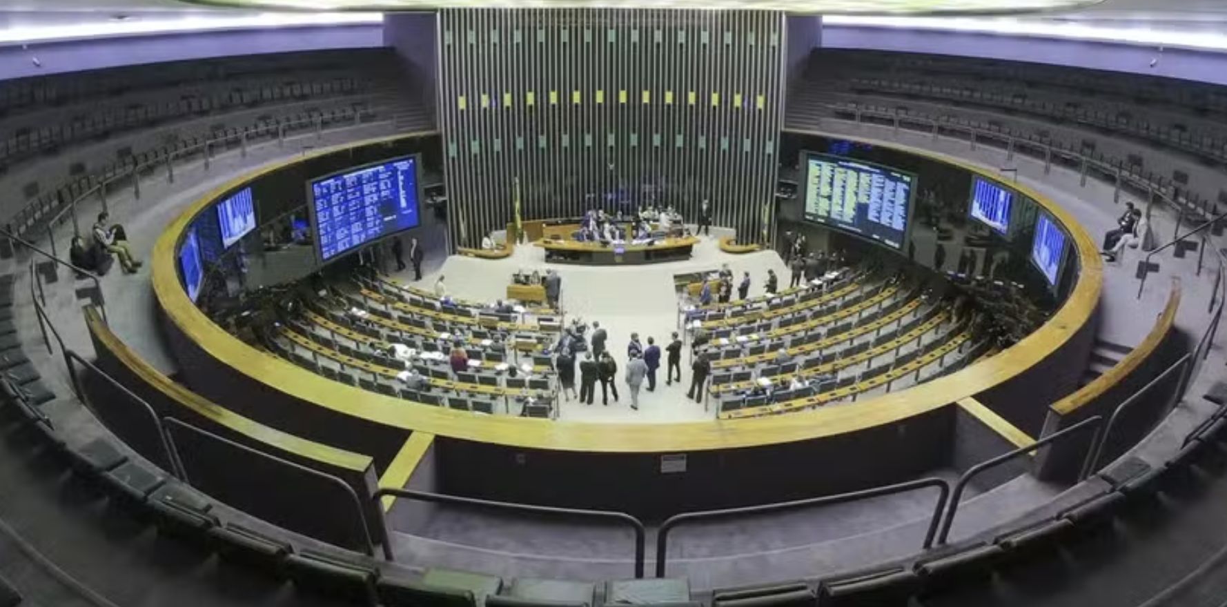 congresso-exige-exame-toxicolo