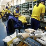 correios-preveem-15-mil-demiss