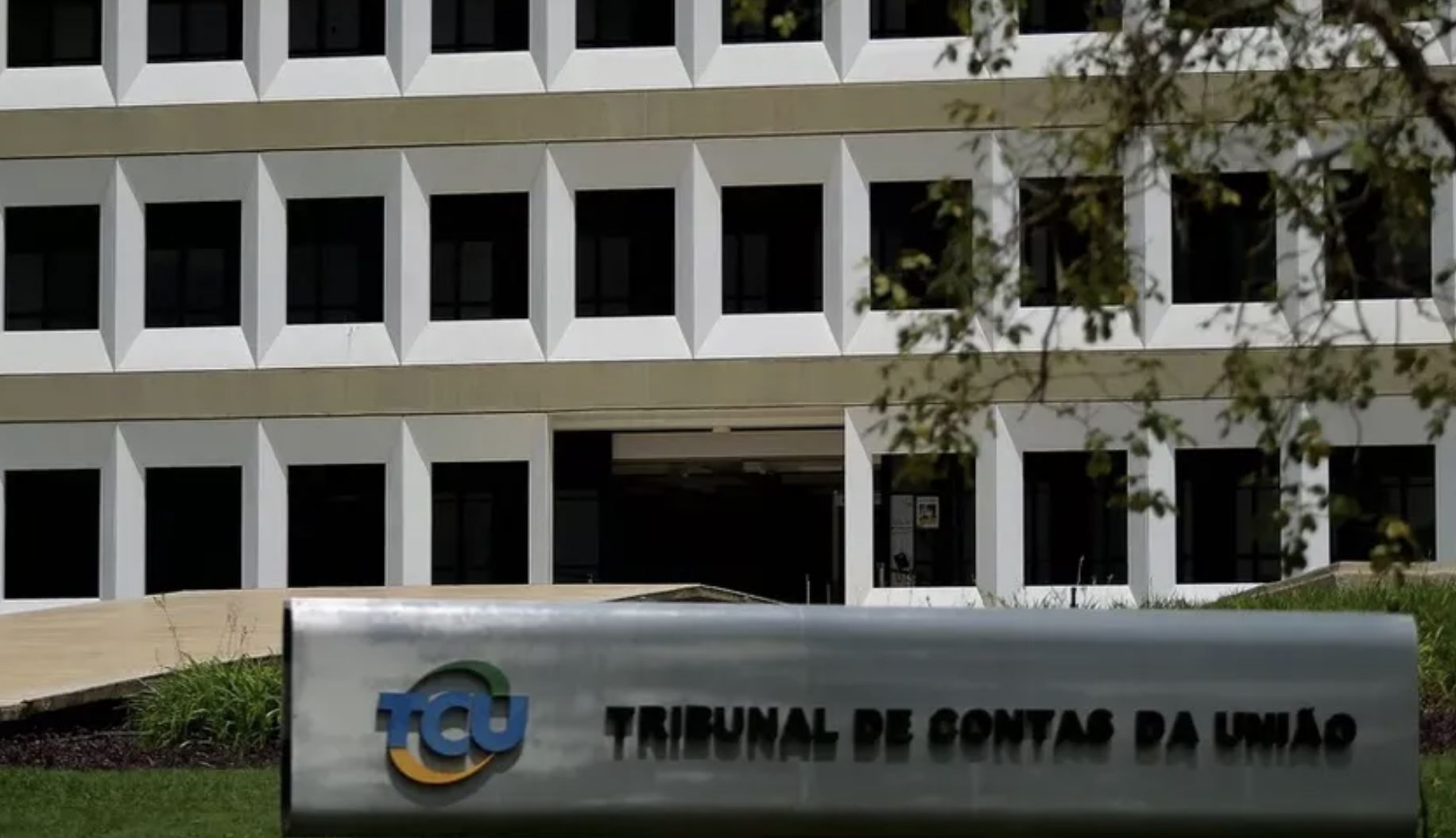crise-financeira-tcu-abre-proc