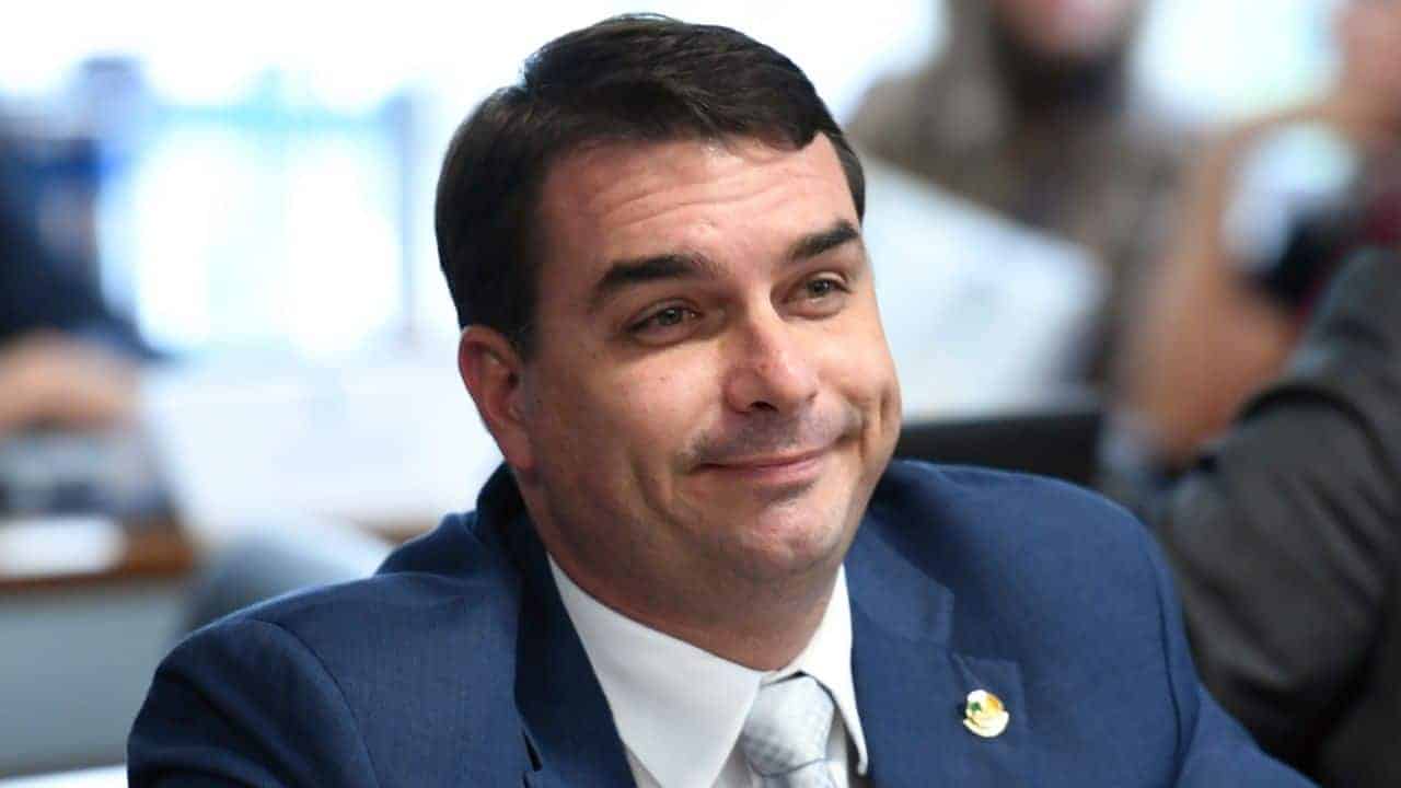 flavio-diz-que-foi-escolhido-p