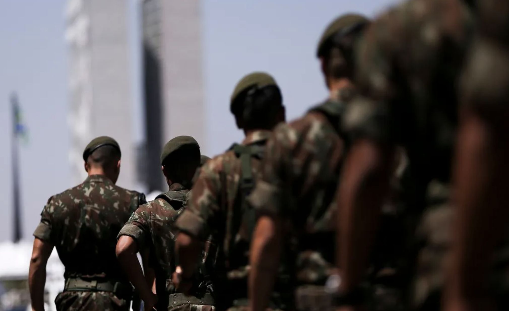 forcas-armadas-mais-da-metade-