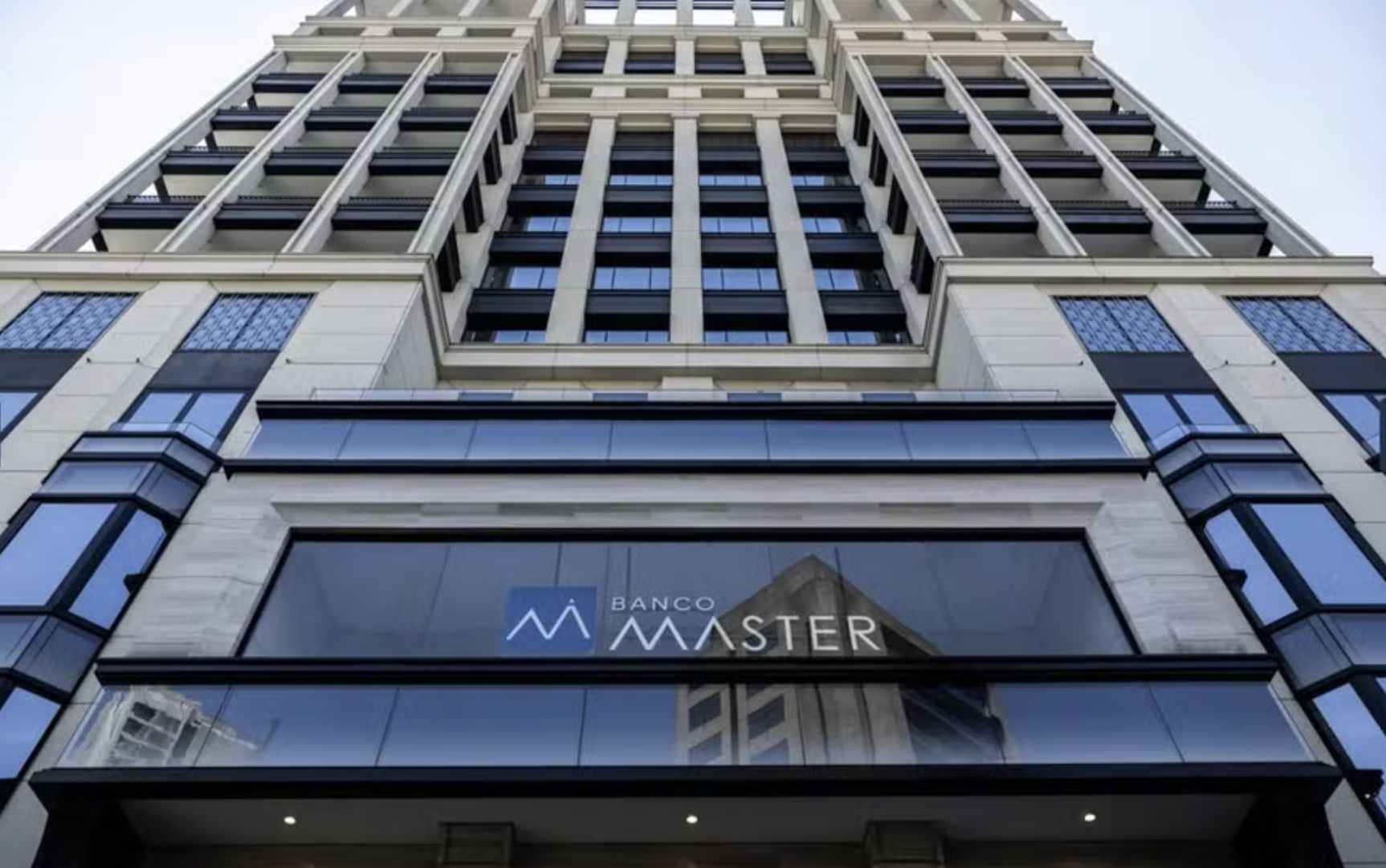 governo-do-rio-exonera-diretor