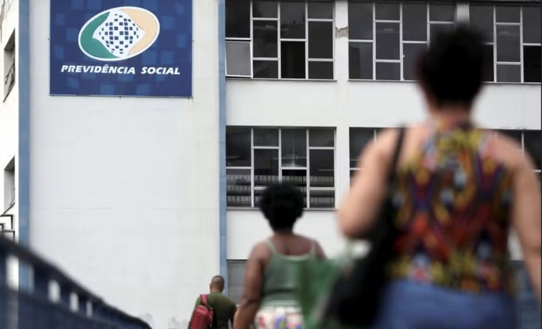 inss-estende-bloqueio-para-con